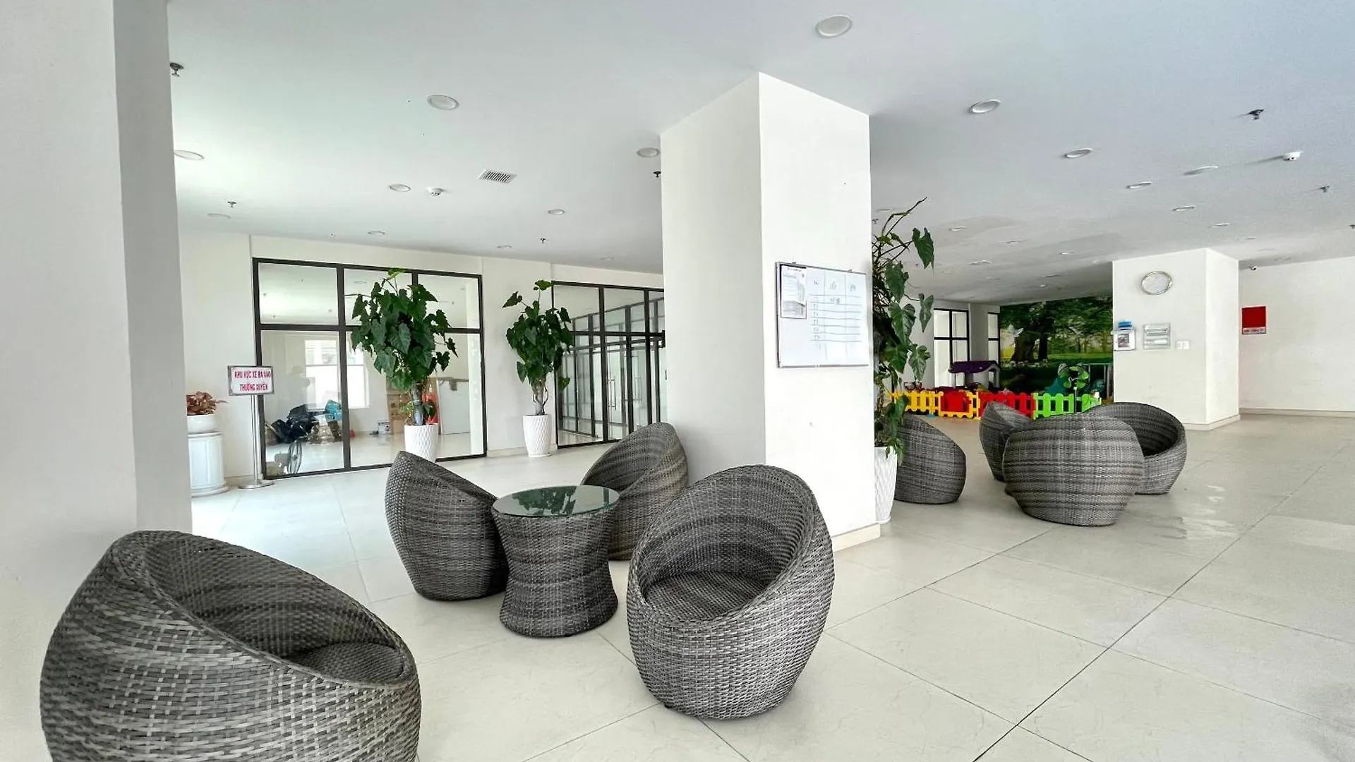 Le Places The Grand Riverside Saigon Apartment Ho Chi Minh City