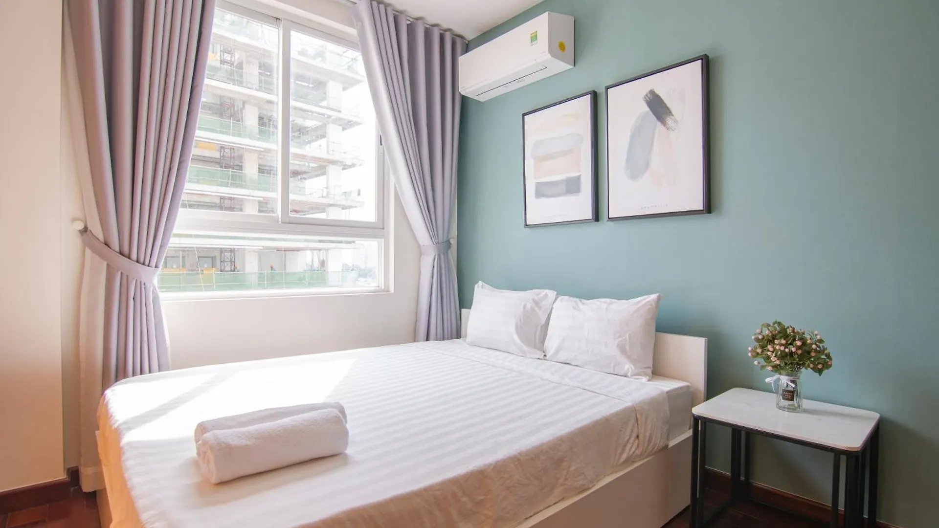 Le Places The Grand Riverside Saigon Apartment Ho Chi Minh City