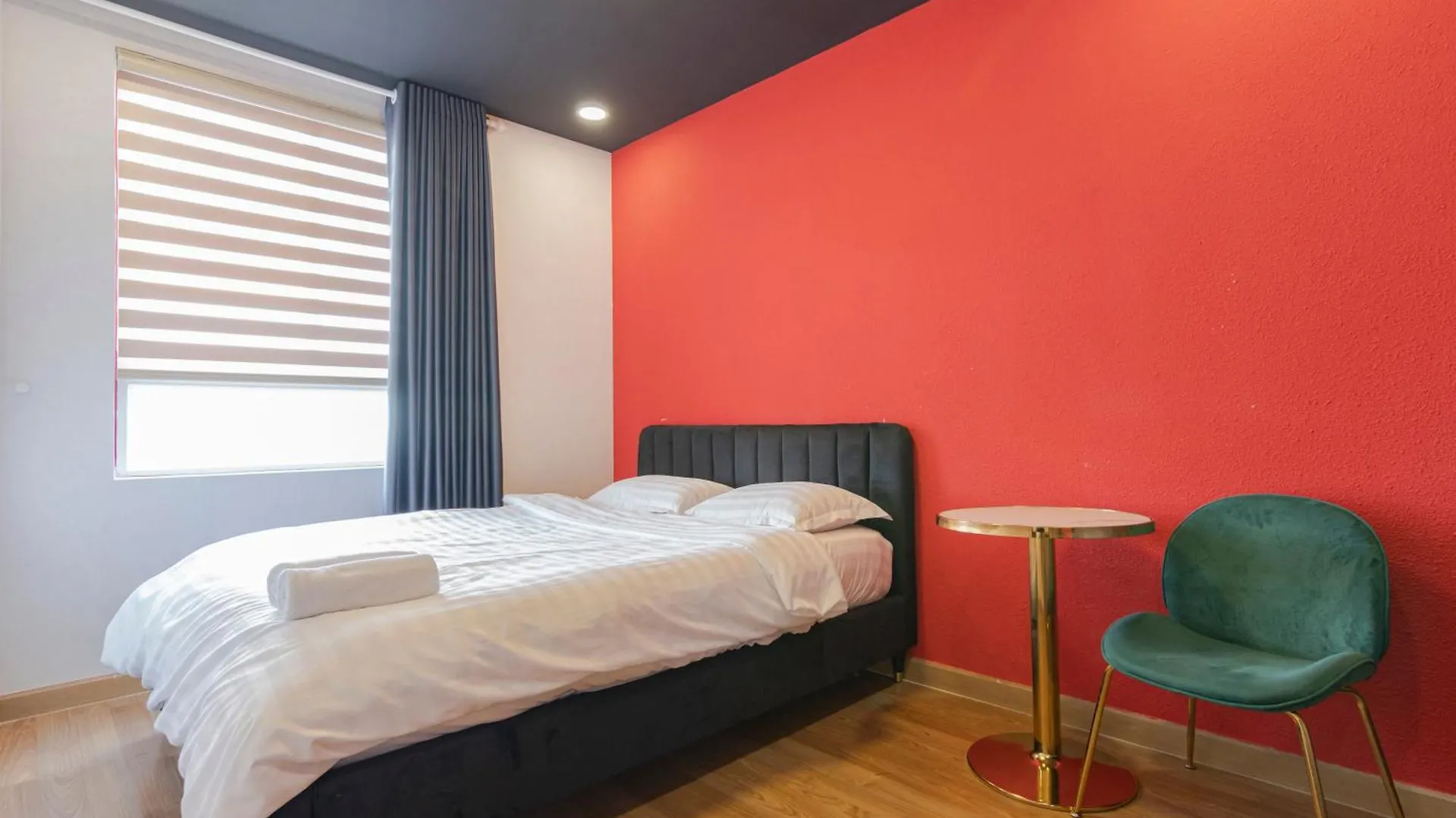 Le Places The Grand Riverside Saigon Apartment Ho Chi Minh City