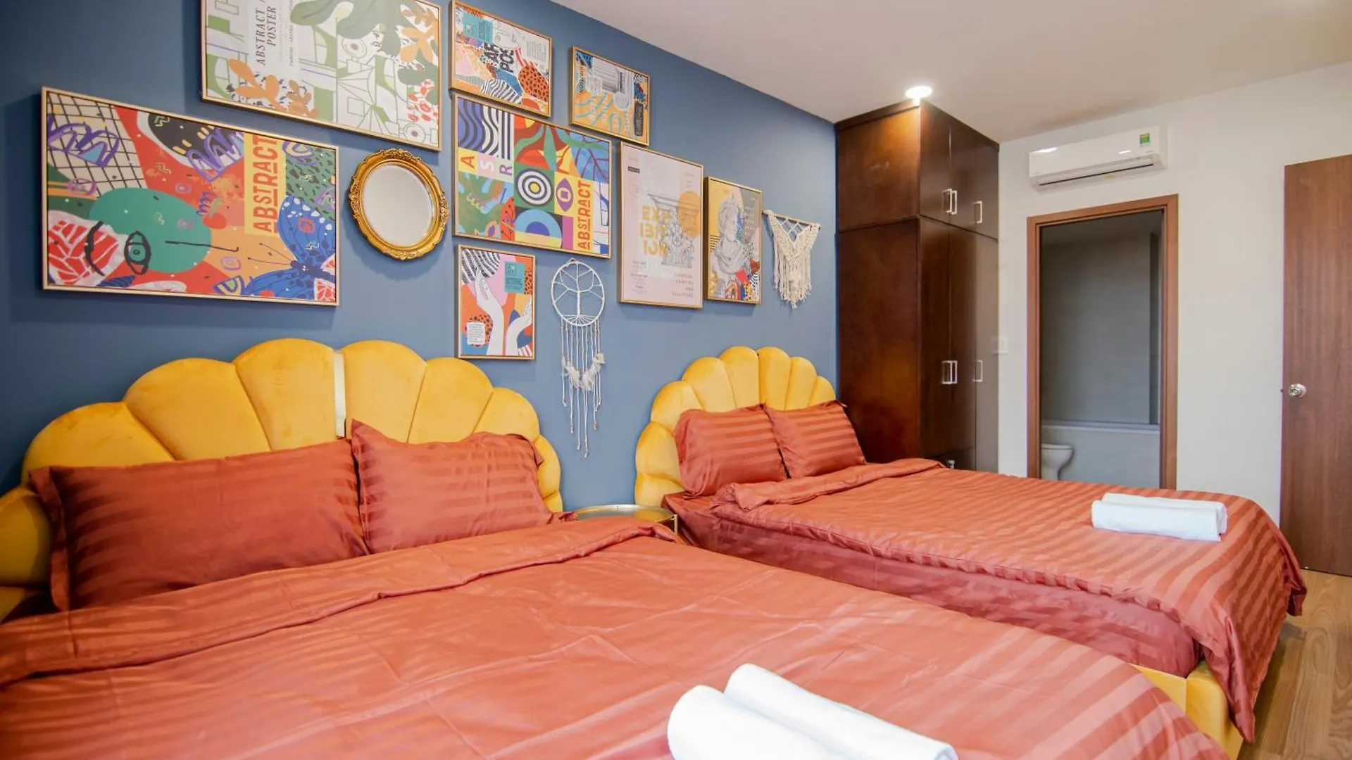 Le Places The Grand Riverside Saigon Apartment Ho Chi Minh City 0*,  Vietnam