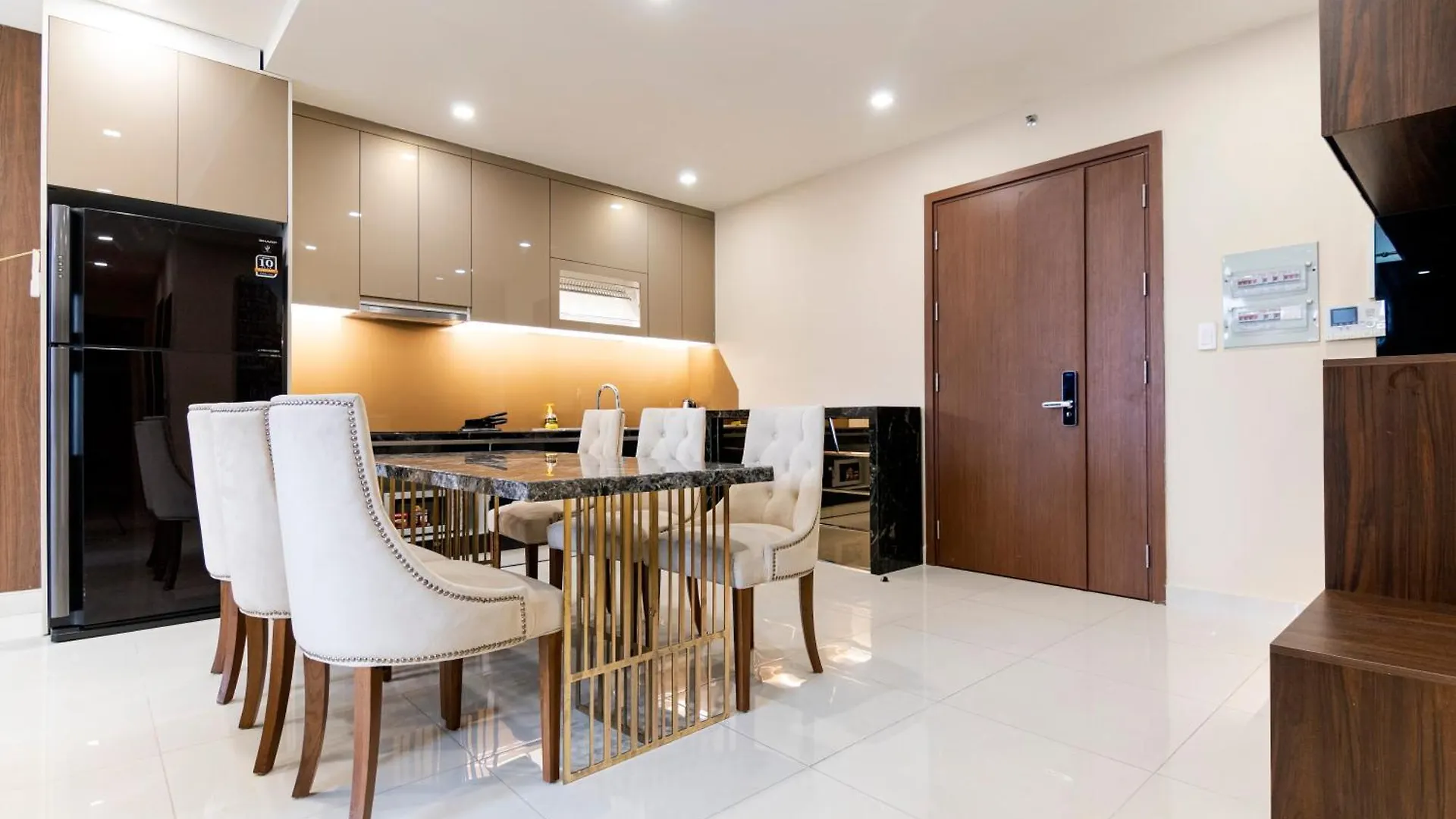 Le Places The Grand Riverside Saigon Apartment Ho Chi Minh City Vietnam
